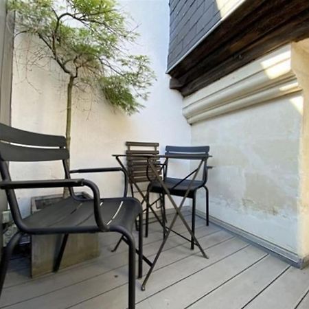 Superbe Studio Avec Terrasse - Cathedrale Nantes Bagian luar foto