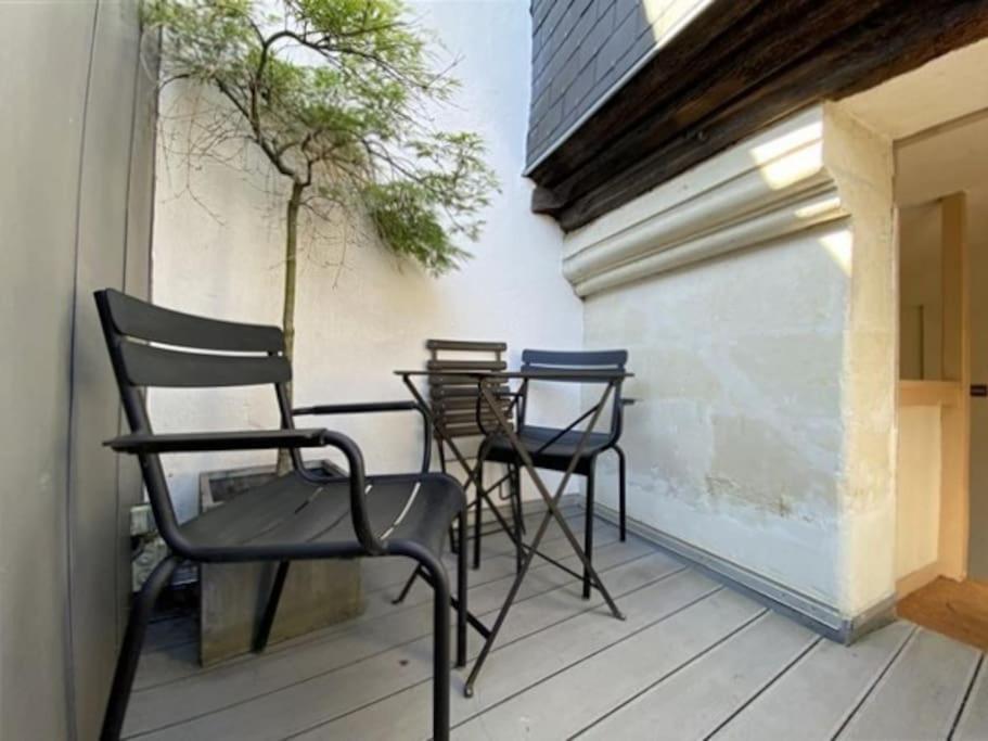 Superbe Studio Avec Terrasse - Cathedrale Nantes Bagian luar foto